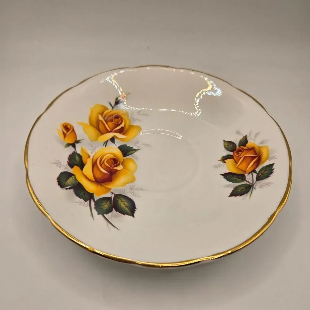 Vintage Royal Kendall Fine Bone China Yellow Rose Tea Cup Saucer England